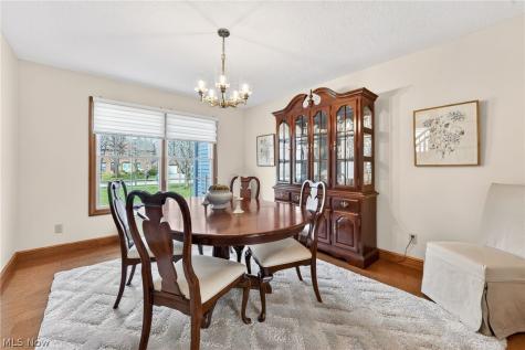 5503 Pheasants Walk Drive North Olmsted OH 44070
