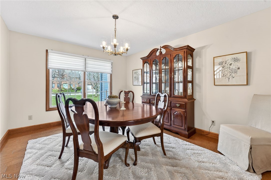 5503 Pheasants Walk Drive North Olmsted OH 44070
