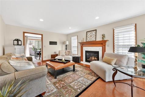 5503 Pheasants Walk Drive North Olmsted OH 44070