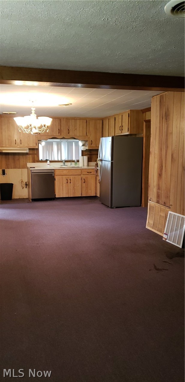 2252 N Medina Line Road Akron OH 44333
