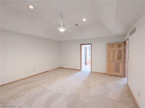 7550 James Drive North Royalton OH 44133