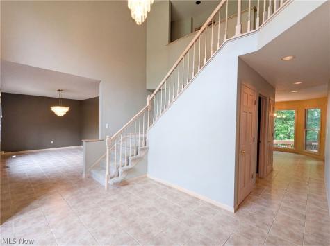 7550 James Drive North Royalton OH 44133