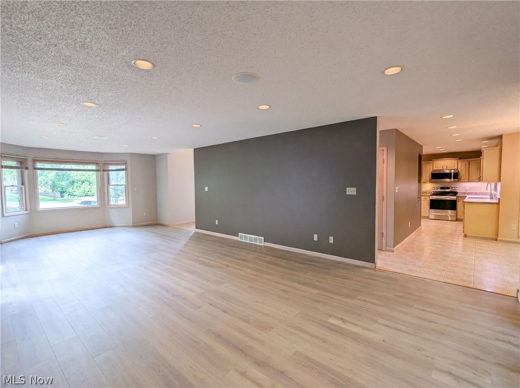 7550 James Drive North Royalton OH 44133