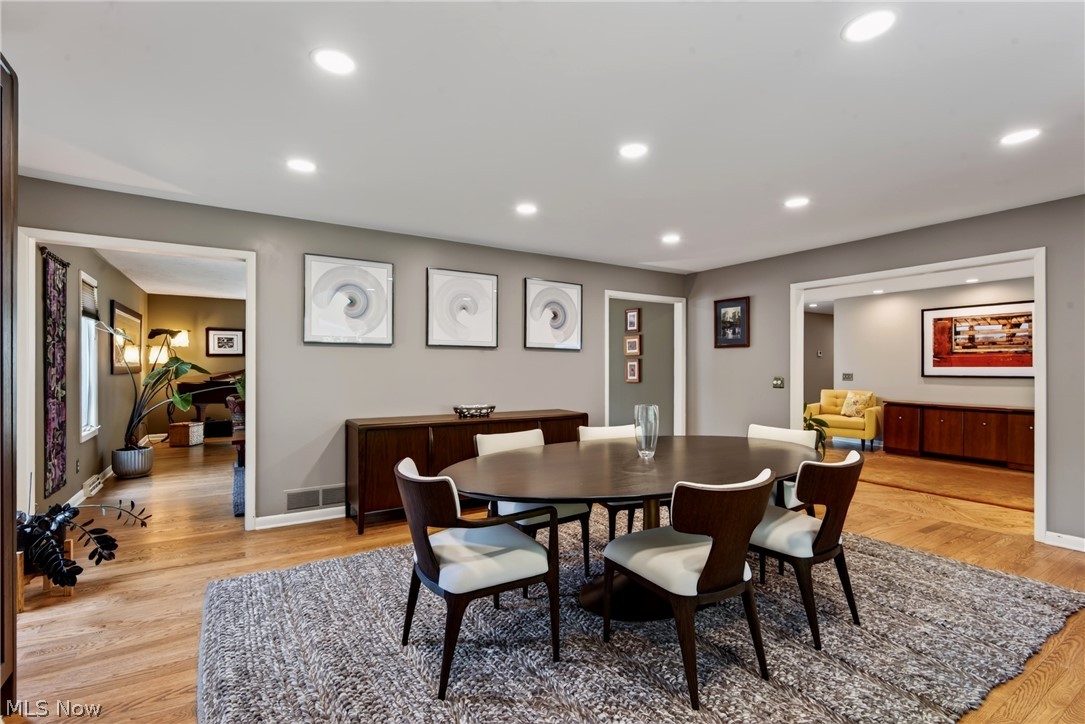 2571 Cedarwood Road Pepper Pike OH 44124