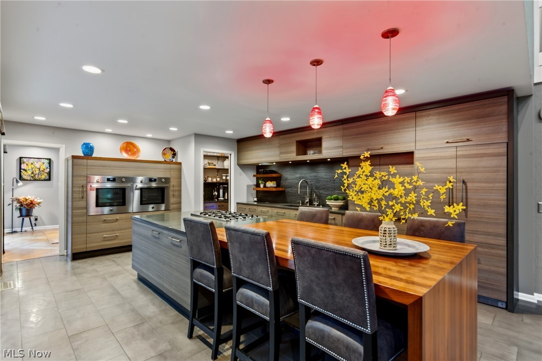 2571 Cedarwood Road Pepper Pike OH 44124