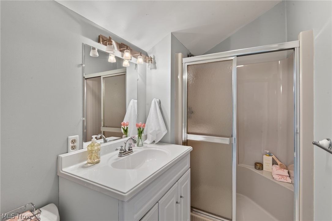2571 Cedarwood Road Pepper Pike OH 44124