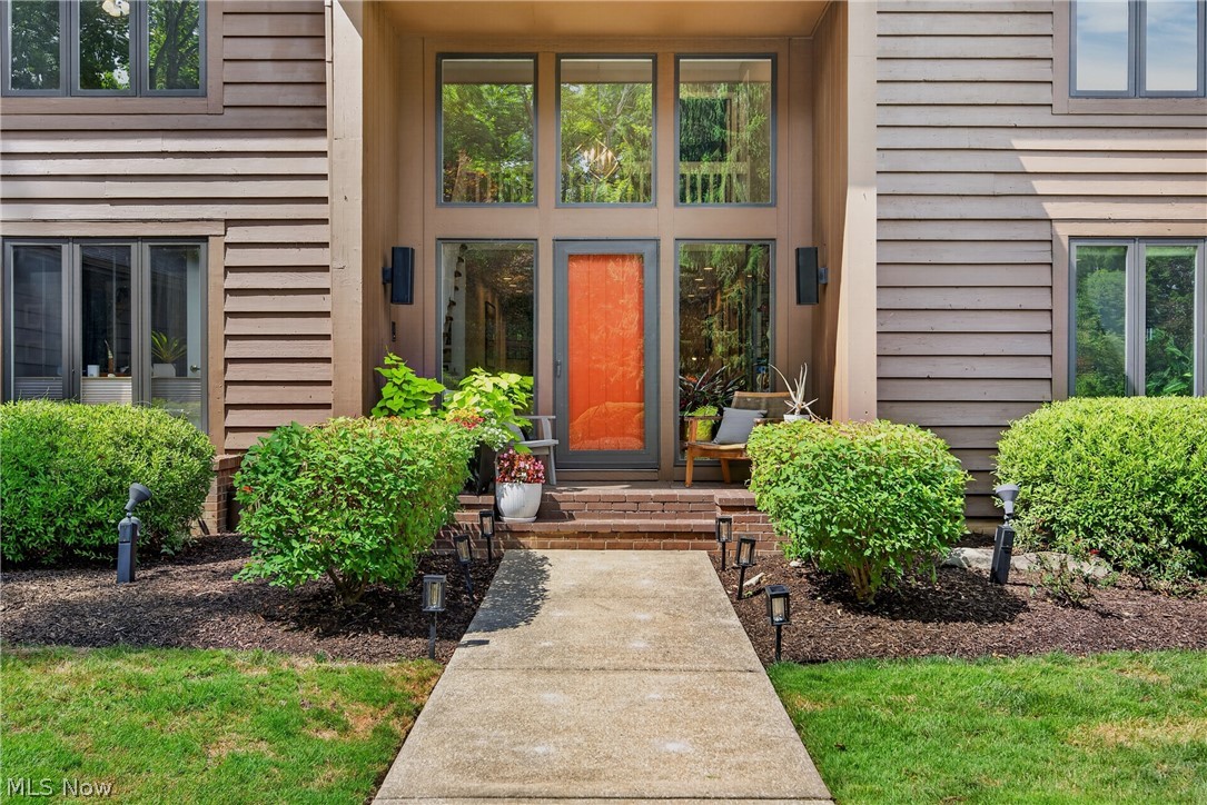 2571 Cedarwood Road Pepper Pike OH 44124