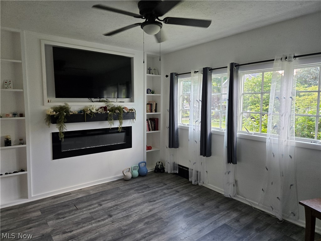 122 E Central Avenue Ravenna OH 44266