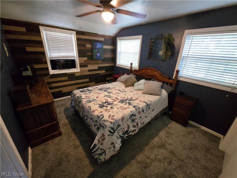 122 E Central Avenue Ravenna OH 44266
