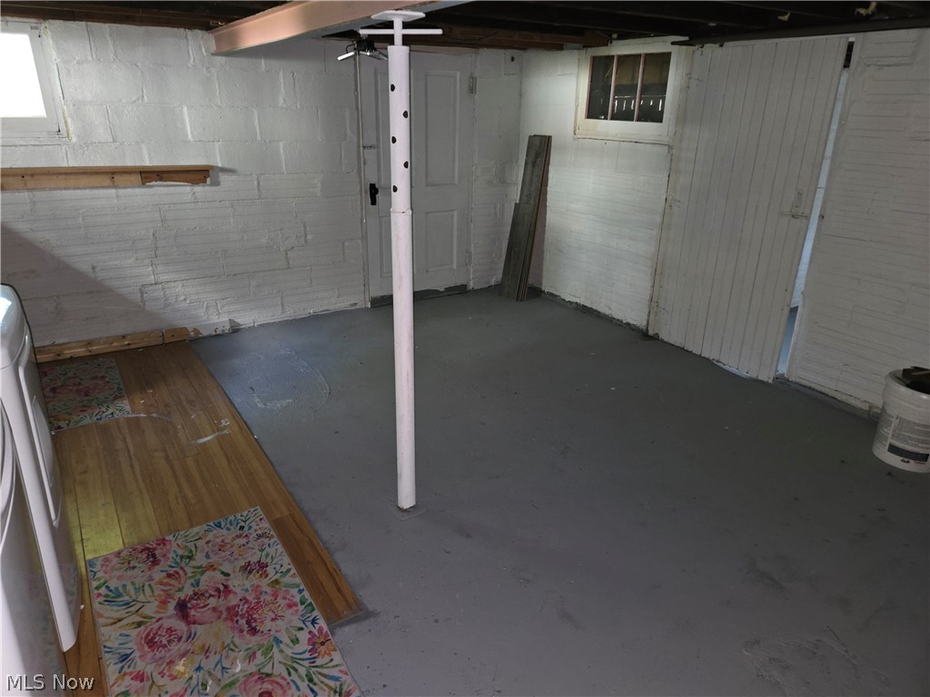 122 E Central Avenue Ravenna OH 44266