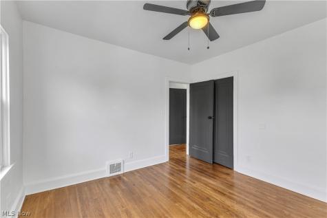 3498 Tullamore Road University Heights OH 44118