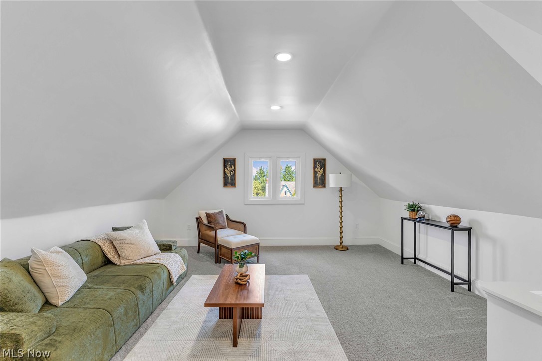 3498 Tullamore Road University Heights OH 44118