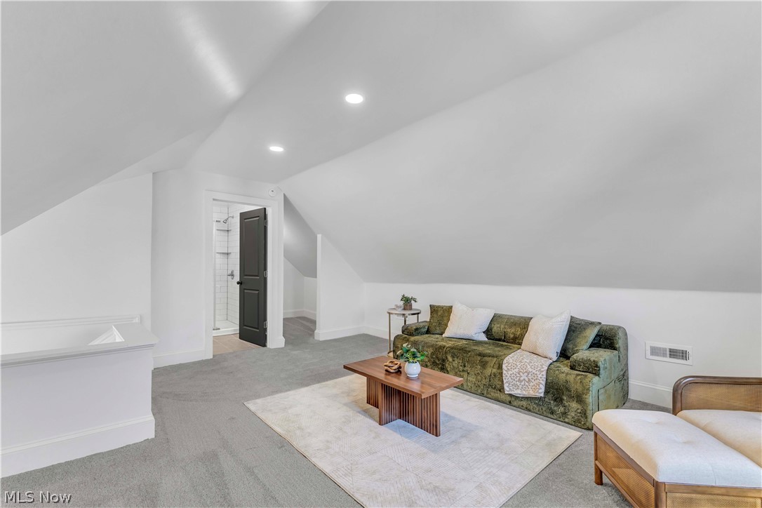 3498 Tullamore Road University Heights OH 44118