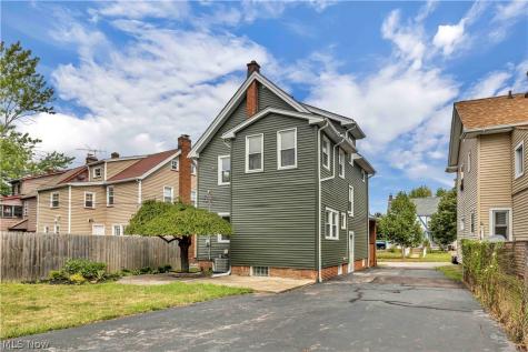3498 Tullamore Road University Heights OH 44118