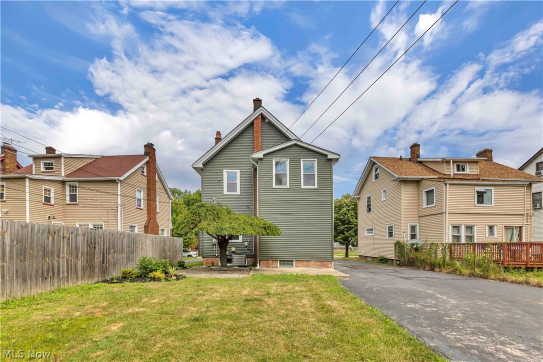 3498 Tullamore Road University Heights OH 44118
