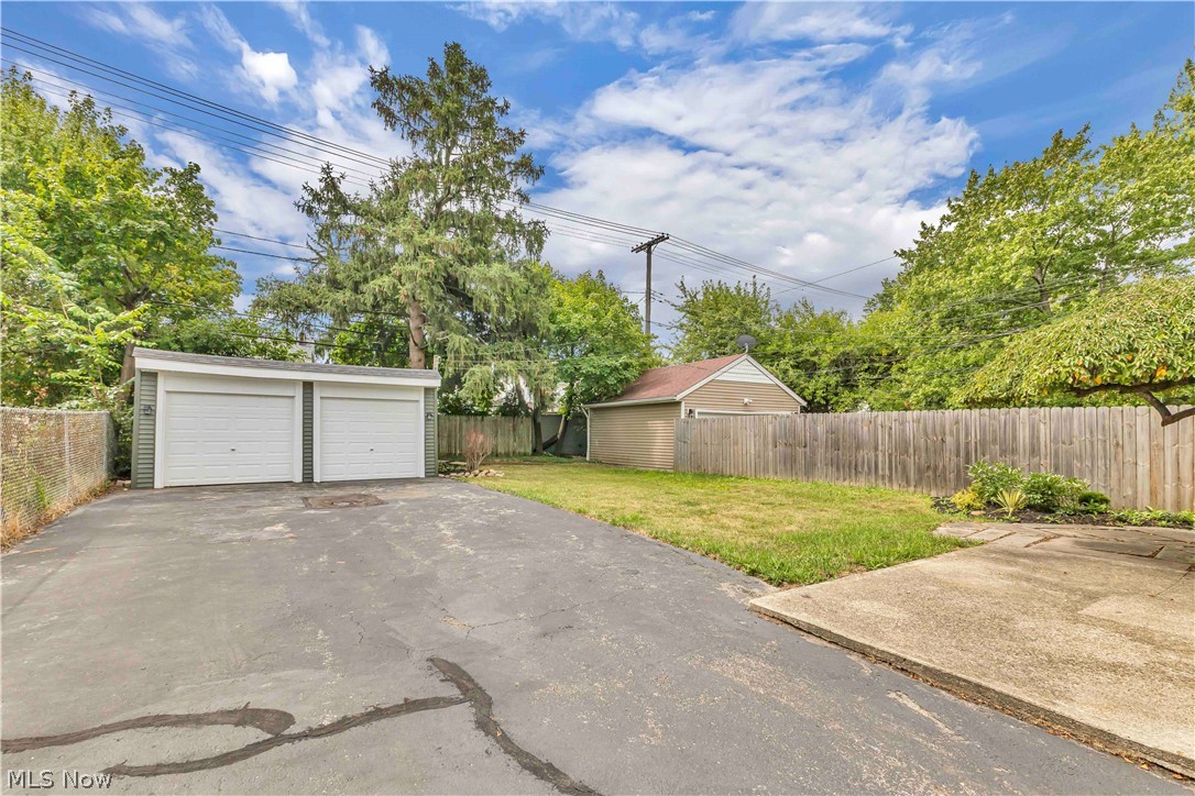 3498 Tullamore Road University Heights OH 44118
