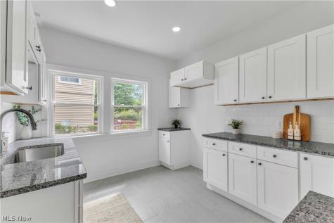 3498 Tullamore Road University Heights OH 44118