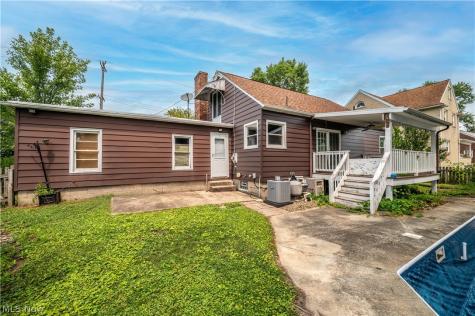 1433 Robbins Avenue Niles OH 44446