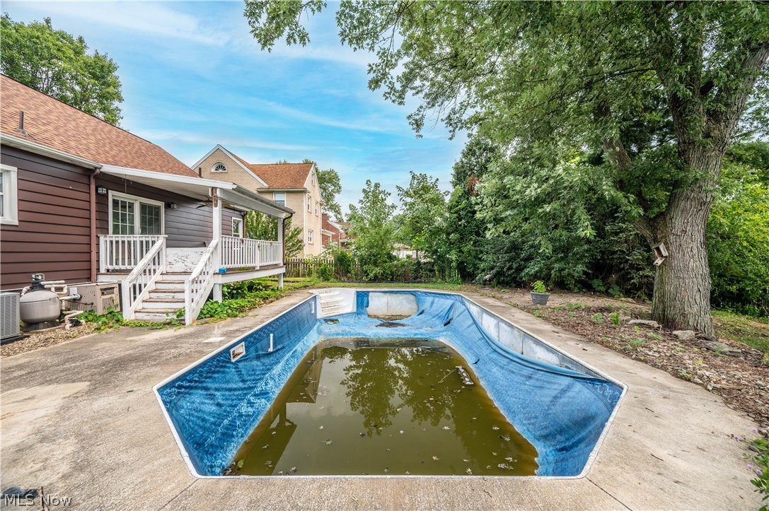 1433 Robbins Avenue Niles OH 44446