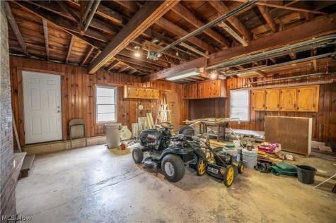 1433 Robbins Avenue Niles OH 44446
