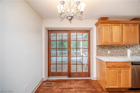 1433 Robbins Avenue Niles OH 44446