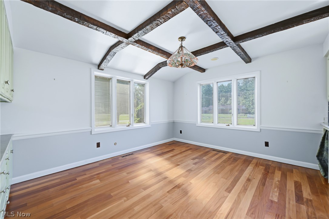 7073 Stewart Sharon Road Hubbard OH 44425
