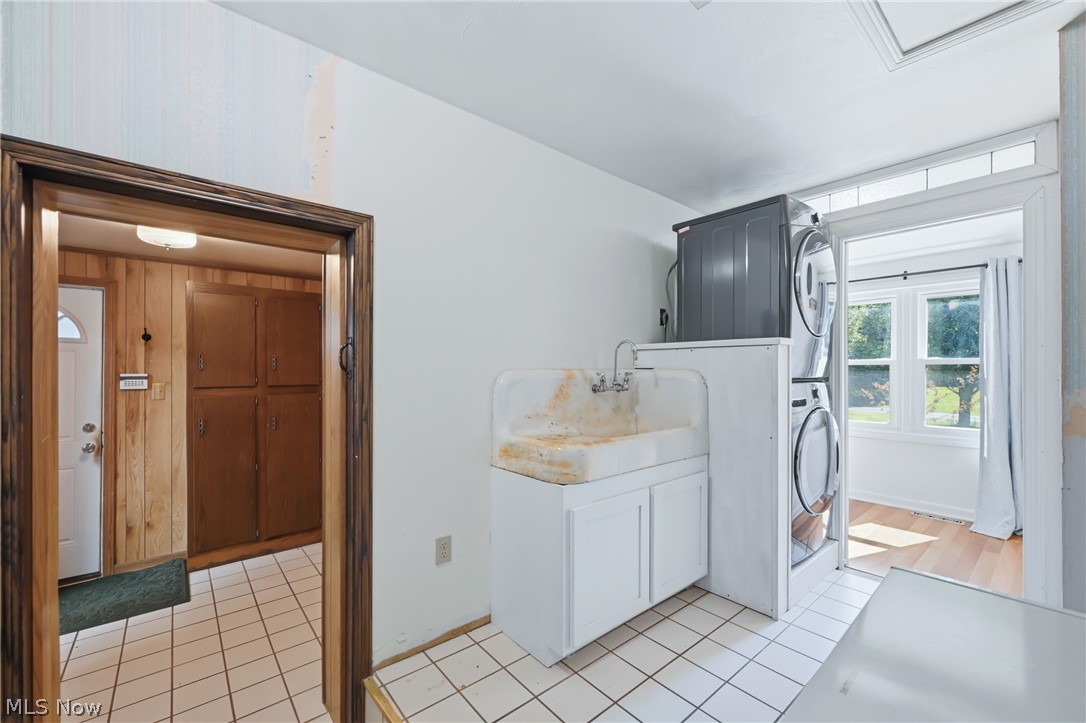 7073 Stewart Sharon Road Hubbard OH 44425