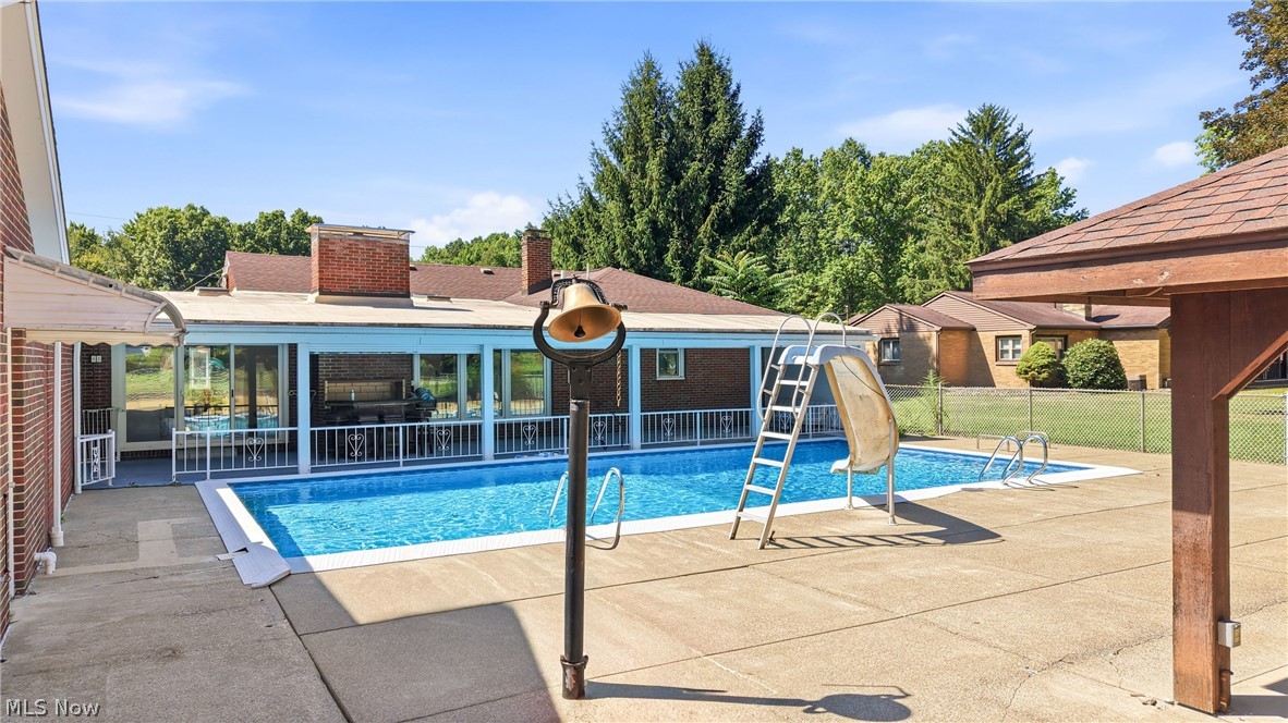 7073 Stewart Sharon Road Hubbard OH 44425