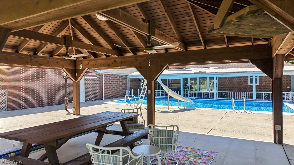 7073 Stewart Sharon Road Hubbard OH 44425
