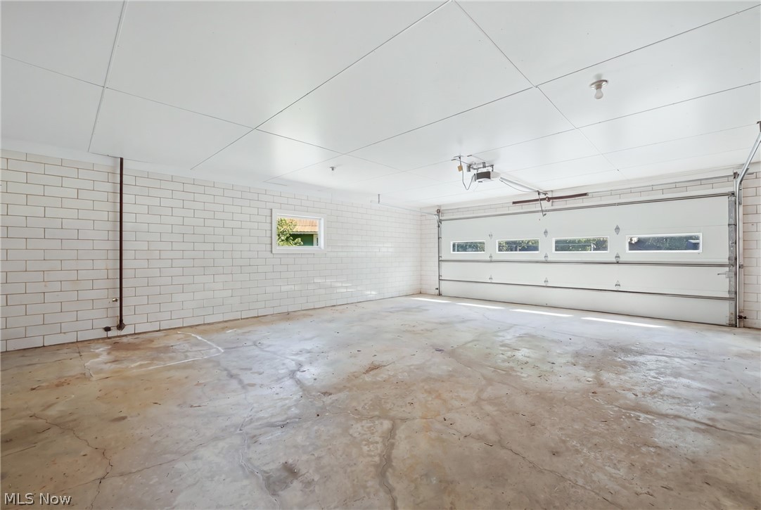7073 Stewart Sharon Road Hubbard OH 44425