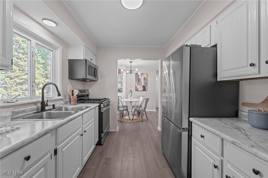 787 Ravenswood Street Akron OH 44306