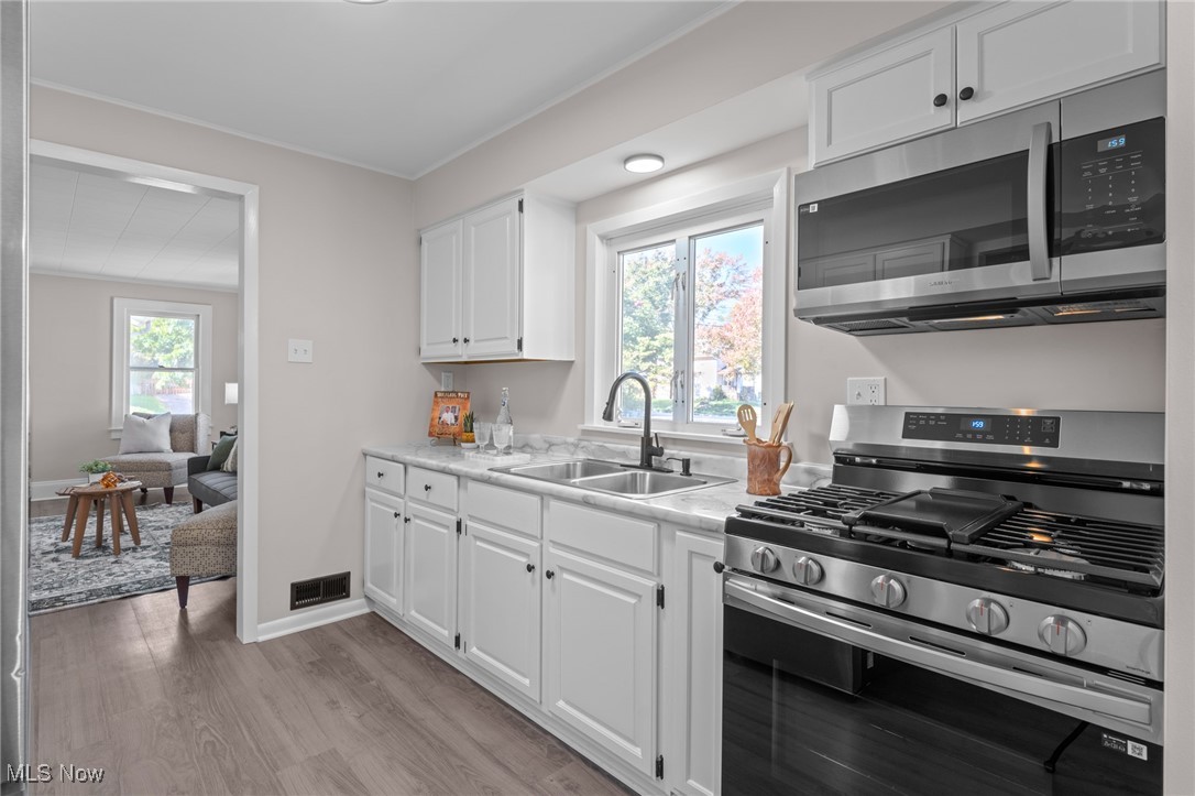 787 Ravenswood Street Akron OH 44306