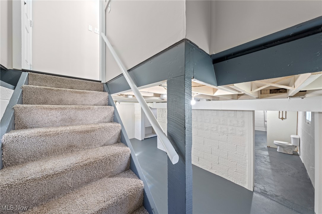 787 Ravenswood Street Akron OH 44306