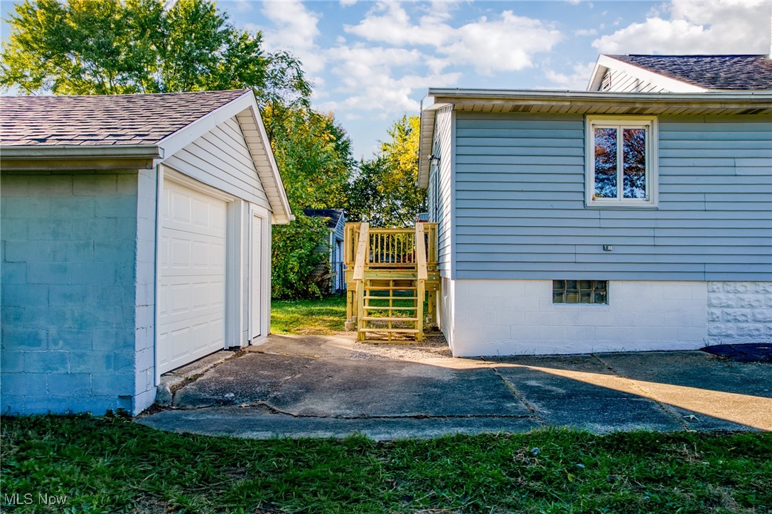 787 Ravenswood Street Akron OH 44306