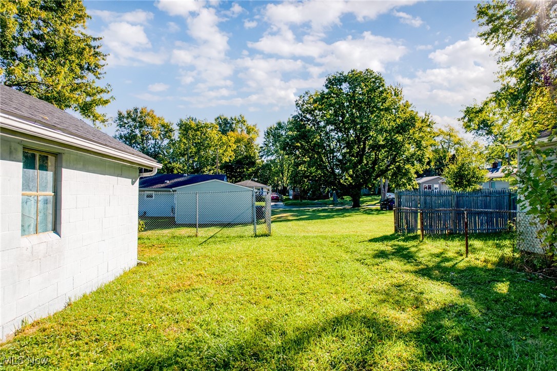 787 Ravenswood Street Akron OH 44306