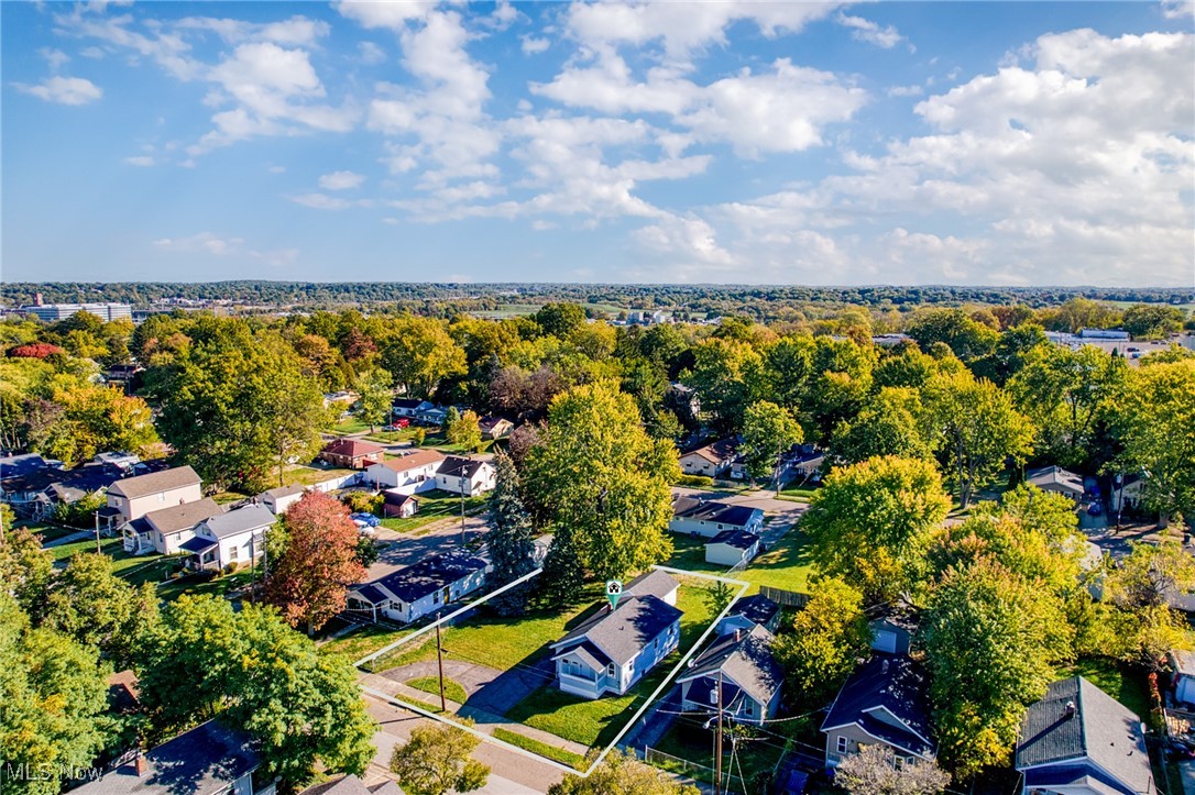 787 Ravenswood Street Akron OH 44306