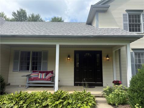 698 Deep Woods Drive Aurora OH 44202