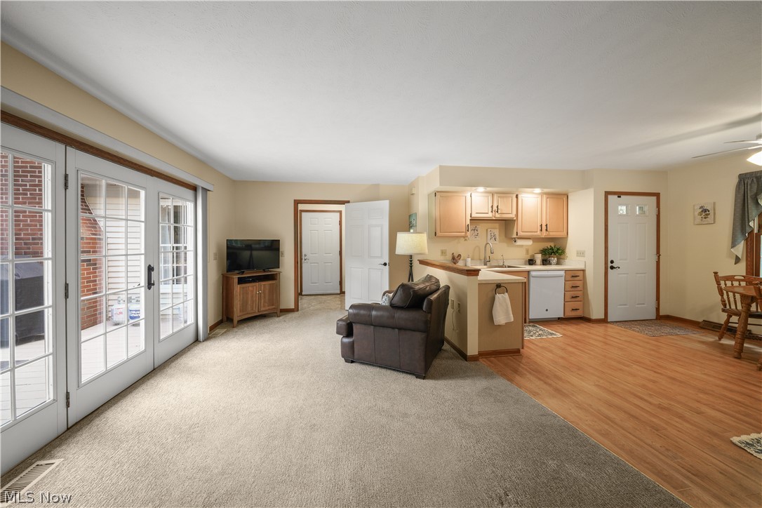 698 Deep Woods Drive Aurora OH 44202