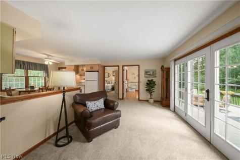 698 Deep Woods Drive Aurora OH 44202