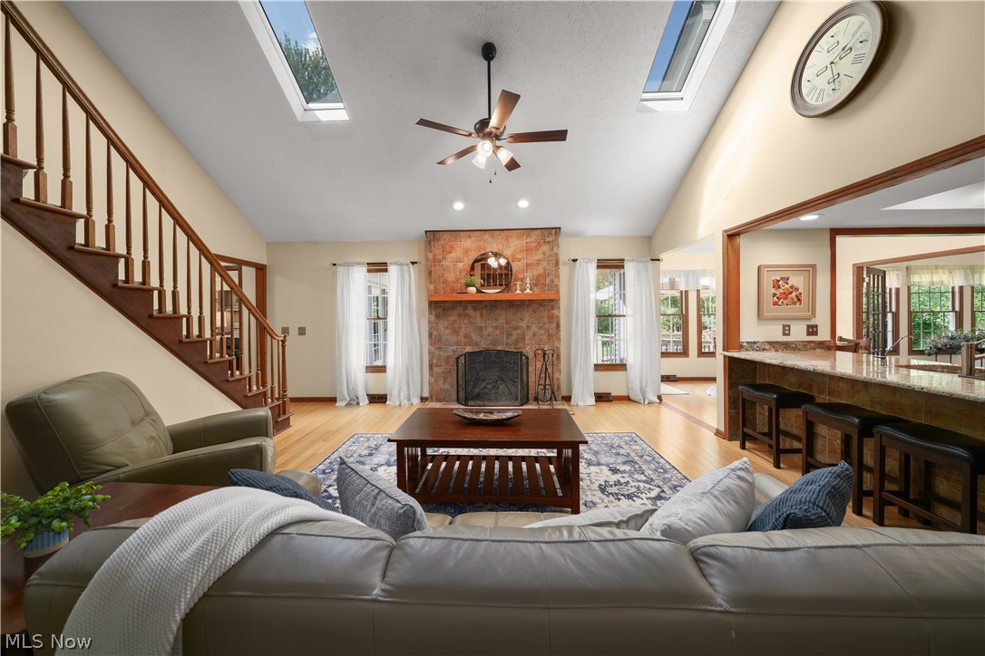 698 Deep Woods Drive Aurora OH 44202