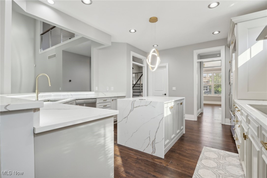 2105 Botanica Lane Pepper Pike OH 44124