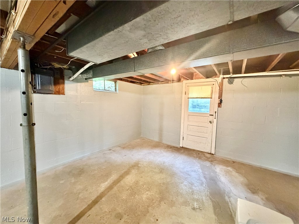 63 W Nineth St. Street Newton Falls OH 44444