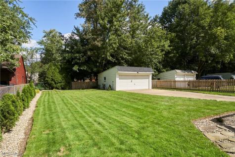 5215 Mayview Road Lyndhurst OH 44124