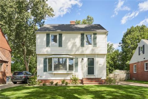 5215 Mayview Road Lyndhurst OH 44124