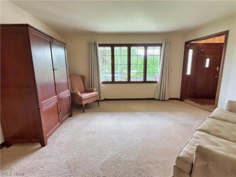 2975 Vincent Drive Seven Hills OH 44131