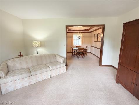 2975 Vincent Drive Seven Hills OH 44131