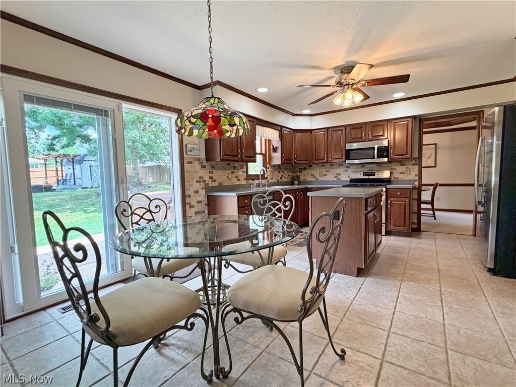 2975 Vincent Drive Seven Hills OH 44131