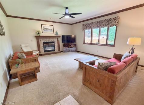 2975 Vincent Drive Seven Hills OH 44131