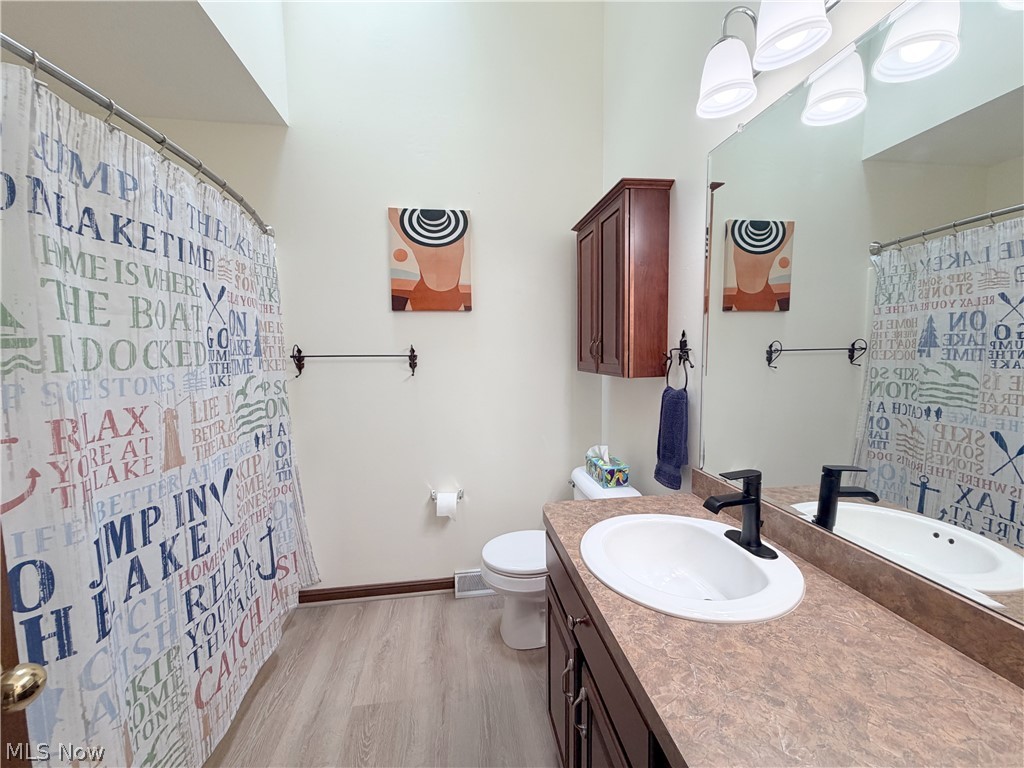2975 Vincent Drive Seven Hills OH 44131