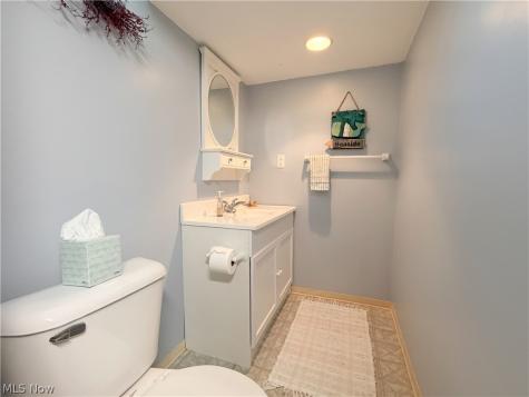 2975 Vincent Drive Seven Hills OH 44131